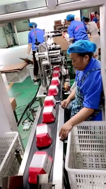 廠里最輕松的工作，大家都想換這個位置——數碼傳輸交換崗的真實面貌
